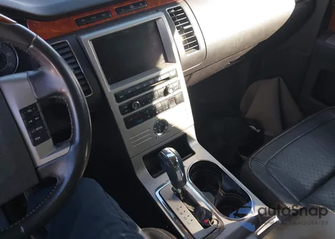 2010 Ford Flex Limited из США, поврежденный, VIN 2FMHK6DC8ABA73908